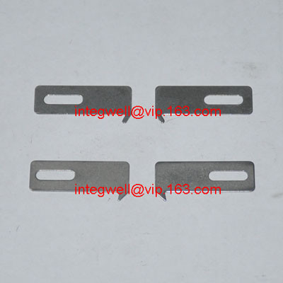Weft hook / weft retaining hook